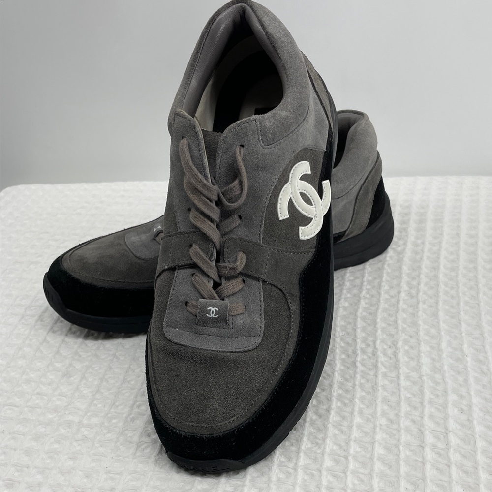 Authentic CHANEL Gray and Black Suede Sneakers with White CC Logo - Picture 2 of 13